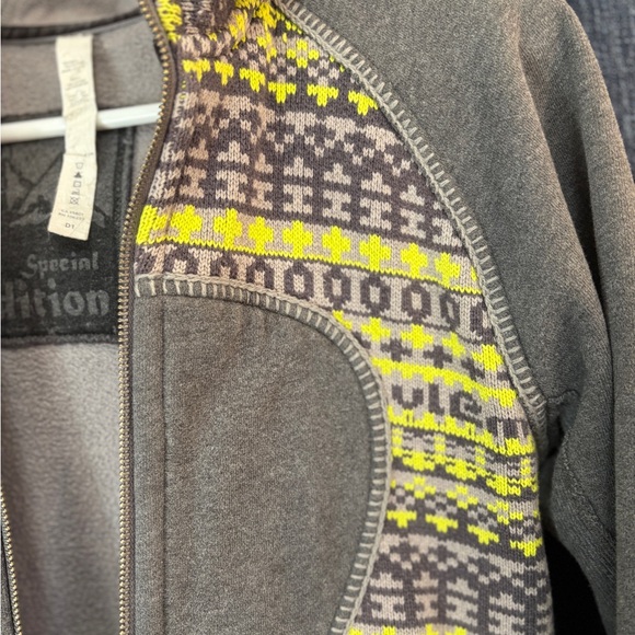 🦄 Special Edition Lululemon Fair Isle Scuba - Picture 11 of 11